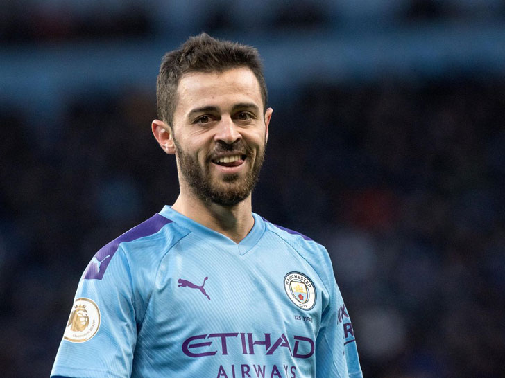 Bernado Silva in action for Man City.