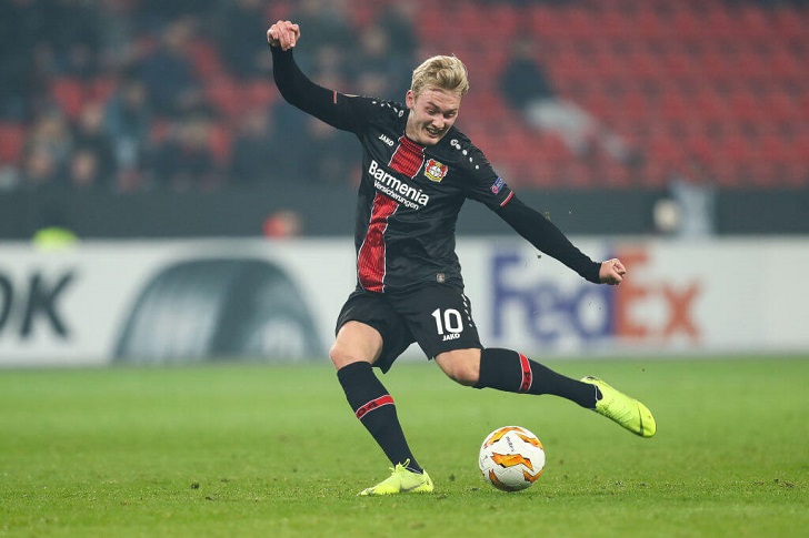 Julian Brandt in action for Bayer Leverkusen