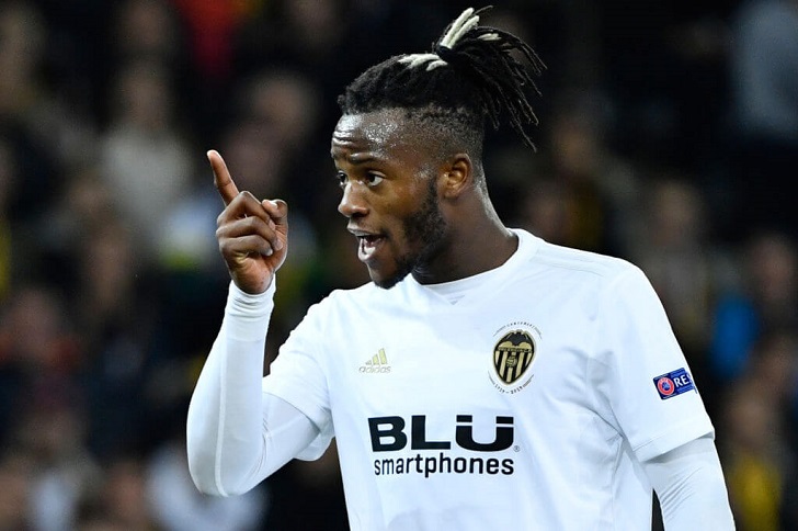 Michy Batshuayi in action for Valencia