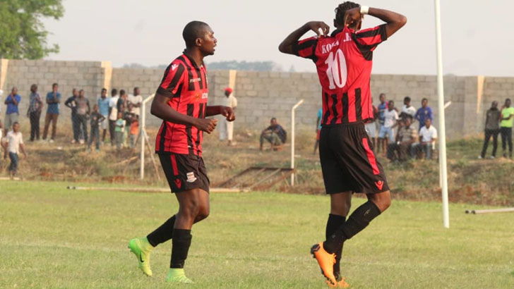 Rodgers Kola in action for Zanaco